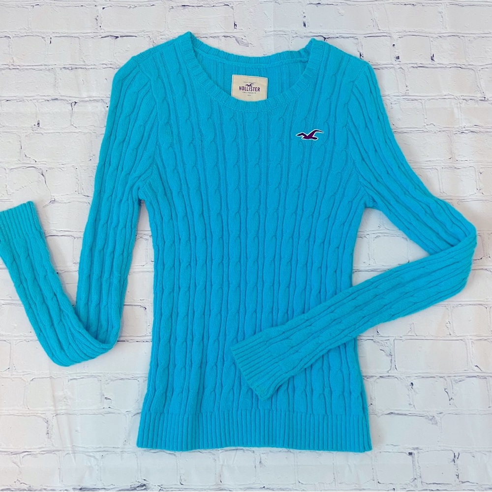 Hollister Sweater  Sz Small